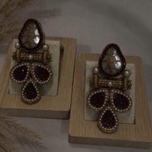 ABDJ016 Earrings Maroon